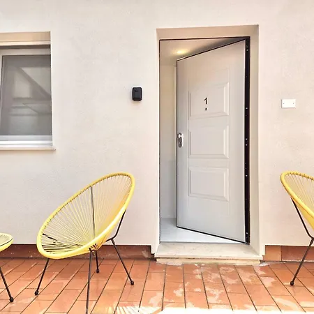 Pensiune Barirooms - Celentano *